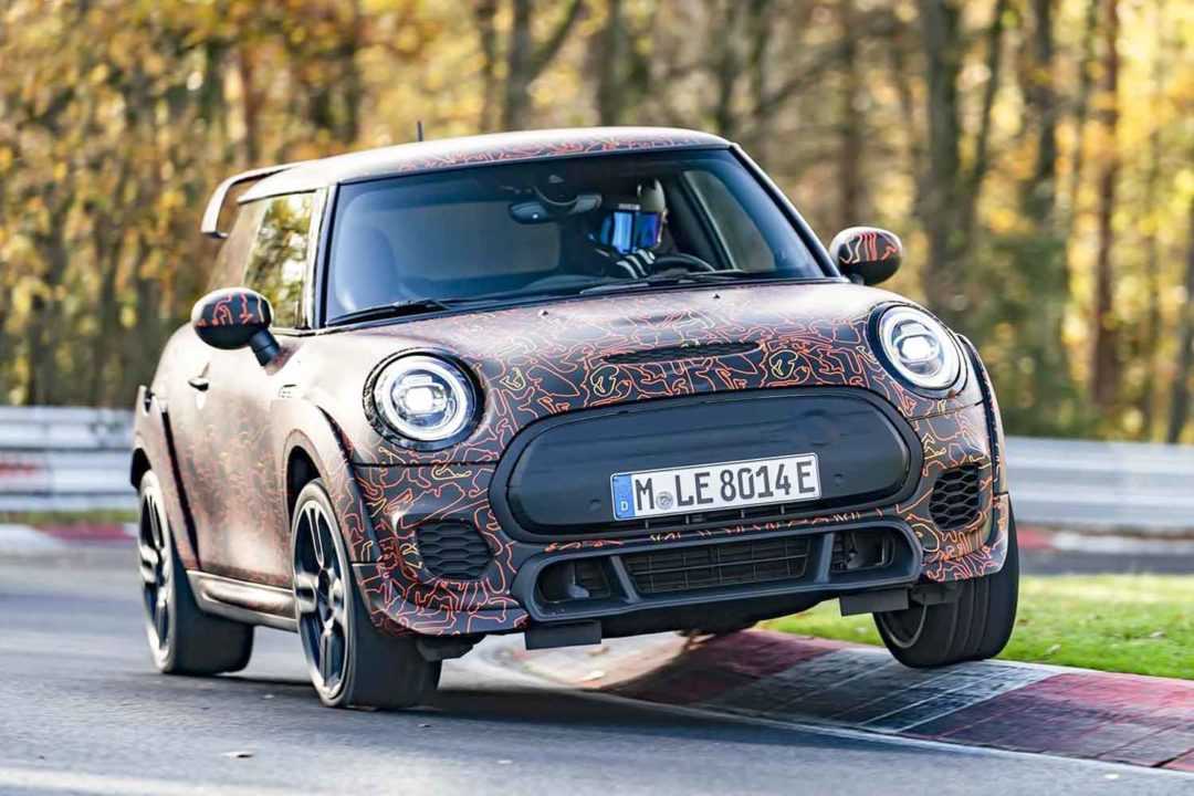 Electrifying Performance: Mini Electric JCW 2024 - Embracing Sustainable Driving with Style
