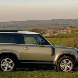 Exploring the Future: Land Rover Defender Review 2024 – Assessing Design and Performance