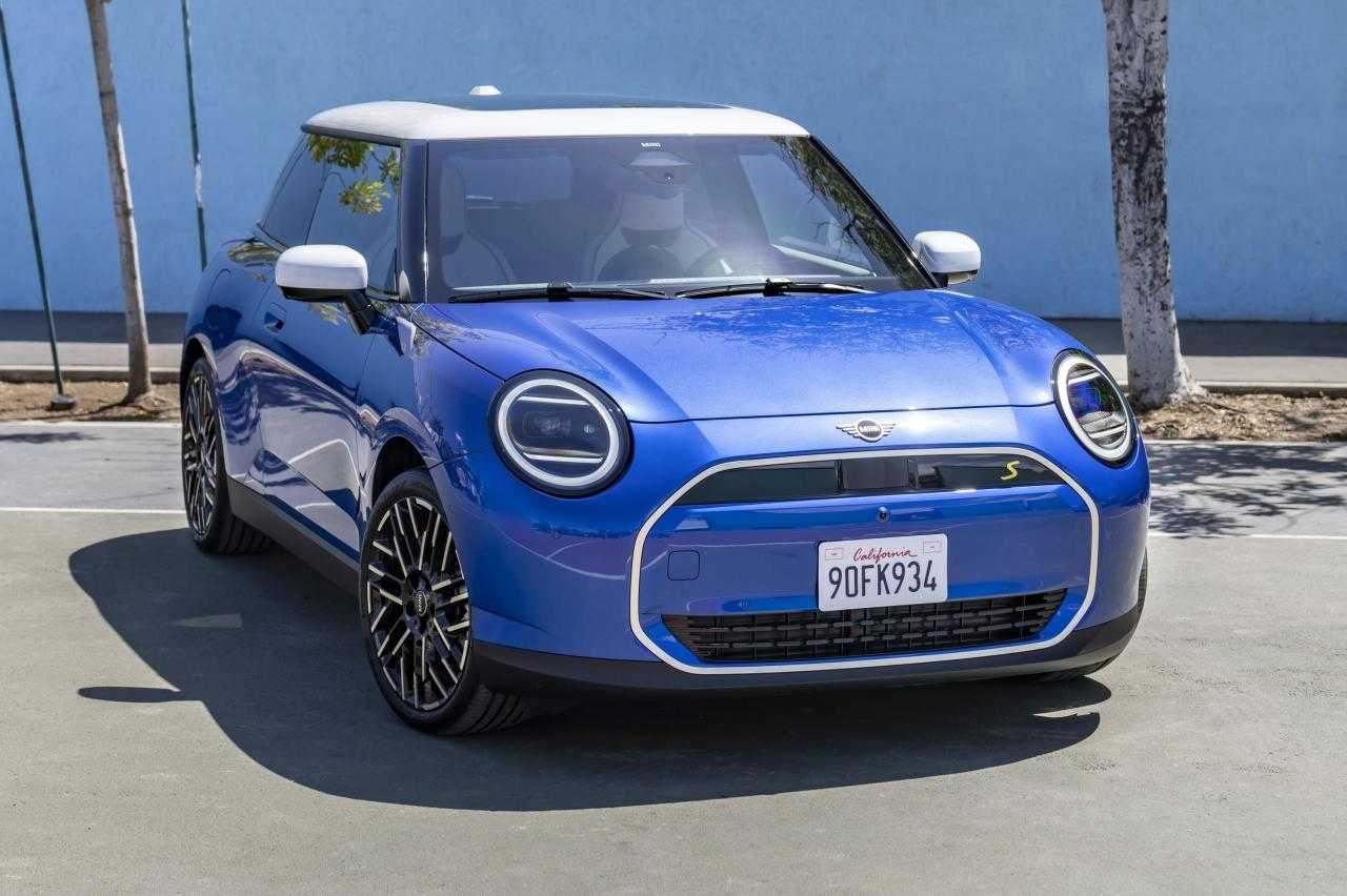Customizing Your Ride: Exploring the 2024 Mini Cooper Convertible Configurations for Personalized Driving Experiences
