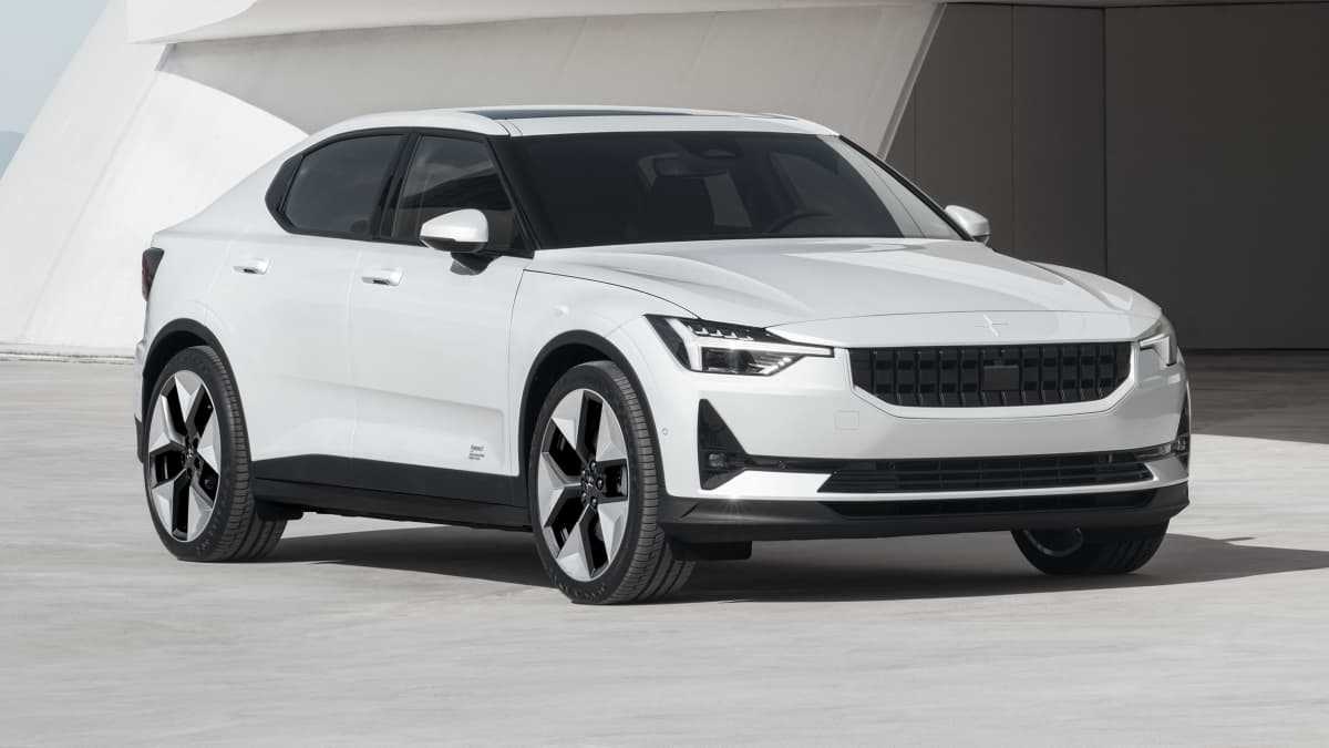 Comparative Analysis: Polestar 2 2023 vs. 2024 Models - Exploring Interior Upgrades, Extended Range, New Colors like Midnight Blue, and Key Differences
